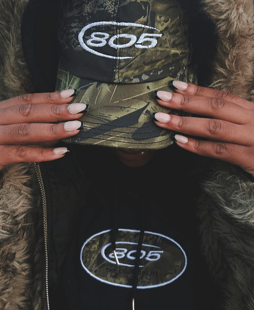 APPLIQUÉ HOODIE